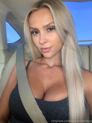 Shantal Monique N15
