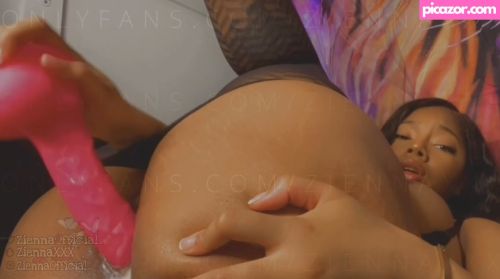 Ziennaxxx  - Image