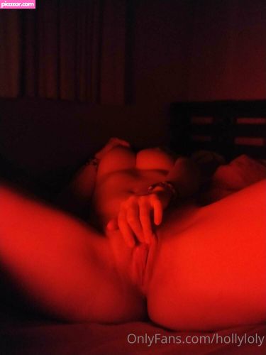 hollyloly  - Image