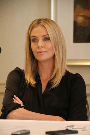 charlize-theron-1 photo #5 photo n 5
