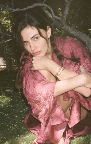 phoebe-tonkin photo #105 photo n 105