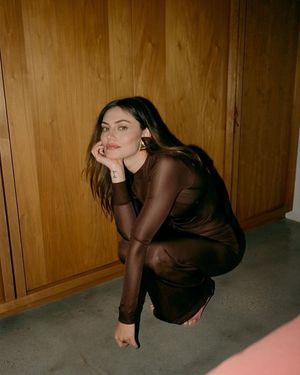 phoebe-tonkin photo #134 photo n 134