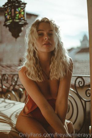 Rachel Anne Rayy N8