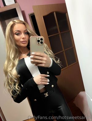hotblondesarah photo #1 photo n 1