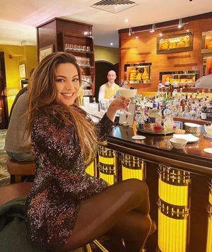 Kelly Brook N34
