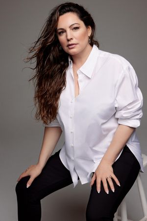 Kelly Brook - Thumb