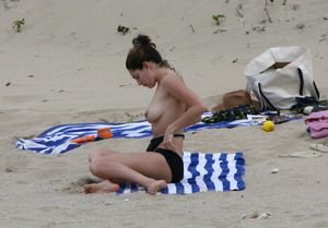 kelly-brook-1 photo #345 photo n 345