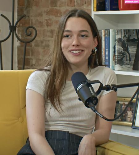 Victoria Pedretti - Image