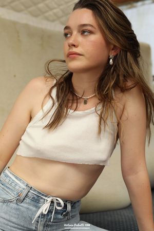 victoria-pedretti-1 photo #7 photo n 7