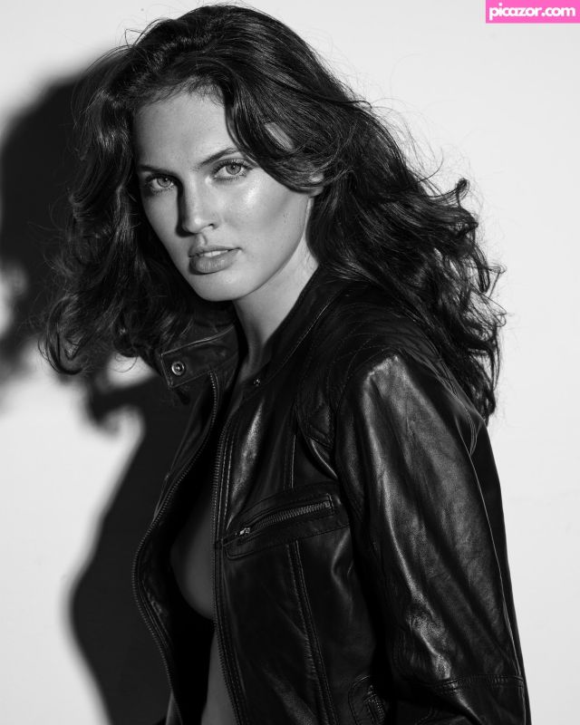 Chloe Karr N21