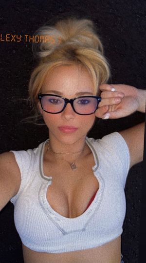 lexy-thomas photo #3 photo n 3