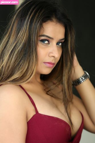 Neelam Bhanushali - Image