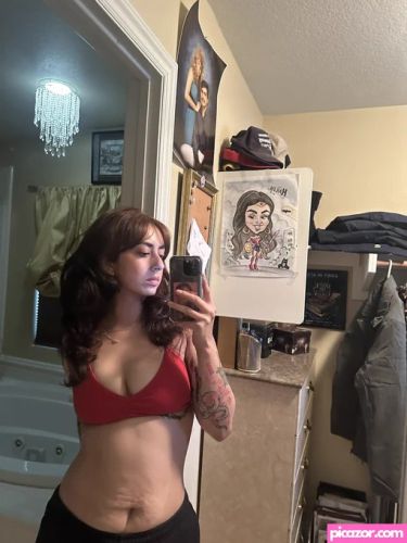 tooturnthailey - Image