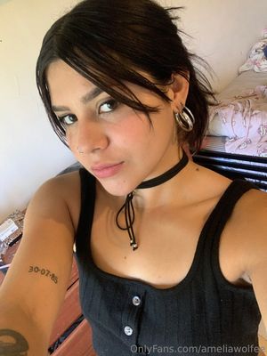 ameliawolfee N1