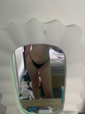 nenethebrunette-1 photo #2 photo n 2