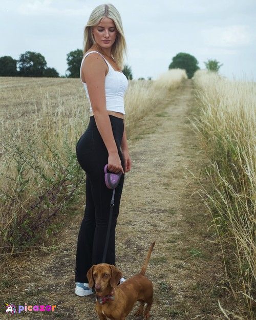Issy Anderson - Image