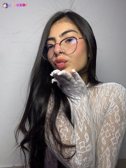 katiepeach  - Image