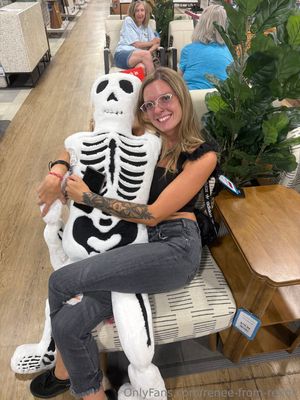 renee-from-reddit photo #16 photo n 16