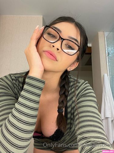 Aishah Sofey - Image