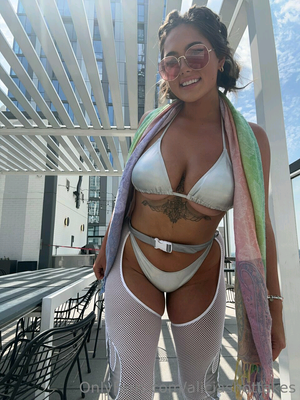 aliciahottakes photo #9 photo n 9