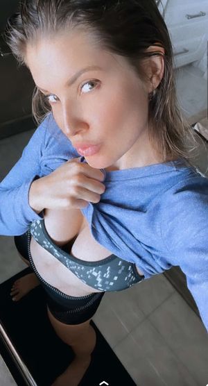 Amanda Cerny N63