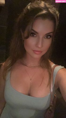 Amanda Cerny - Image