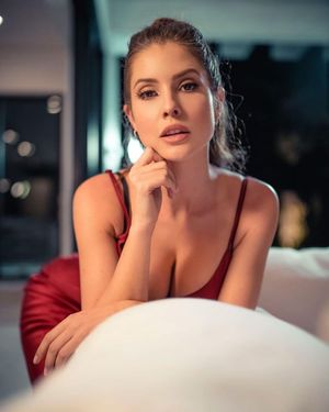 amanda-cerny photo #10 photo n 10