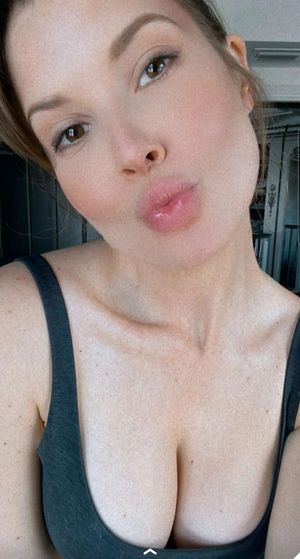 amanda-cerny photo #702 photo n 702