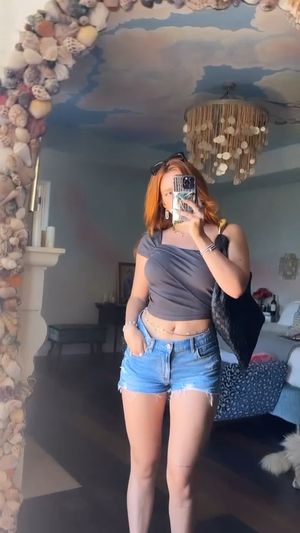 bella-thorne photo #15 photo n 15