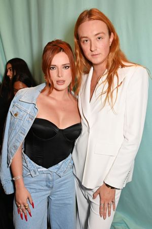 bella-thorne photo #98 photo n 98