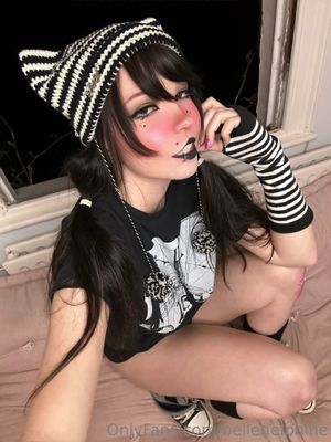 belle-delphine-1 photo #5439 photo n 5439