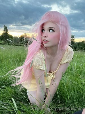 belle-delphine-1 photo #2089 photo n 2089