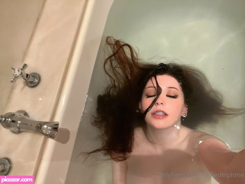 Belle Delphine - Image