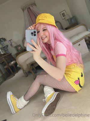 belle-delphine-1 photo #592 photo n 592