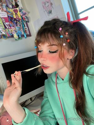 belle-delphine-1 photo #4268 photo n 4268