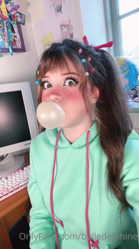 Belle Delphine - Image