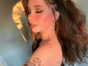 Belle Delphine N135