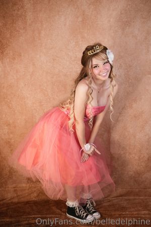 belle-delphine-1 photo #8222 photo n 8222