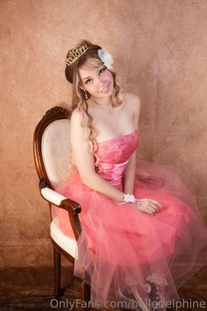 belle-delphine-1 photo #8241 photo n 8241