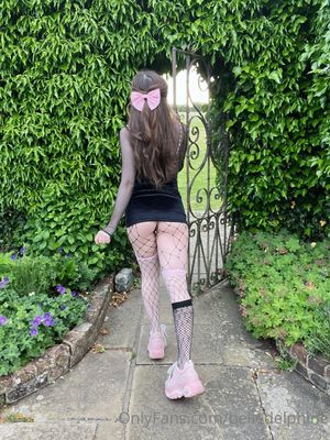 belle-delphine-1 photo #2257 photo n 2257