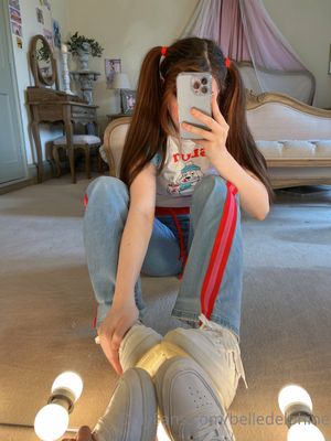 belle-delphine-1 photo #1841 photo n 1841