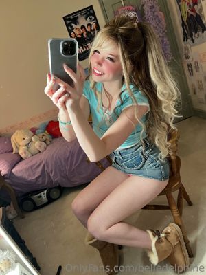 belle-delphine-1 photo #8357 photo n 8357