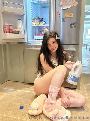 belle-delphine-1 photo #5037 photo n 5037