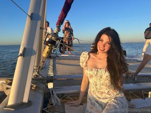 belle-delphine-1 photo #5959 photo n 5959