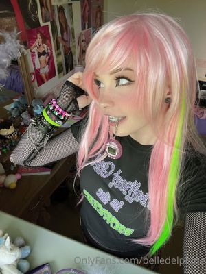 belle-delphine-1 photo #2317 photo n 2317