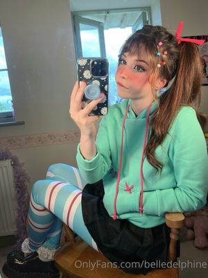 belle-delphine-1 photo #4243 photo n 4243