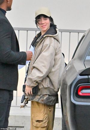 Billie Eilish - Thumb