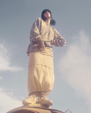 Billie Eilish - Thumb