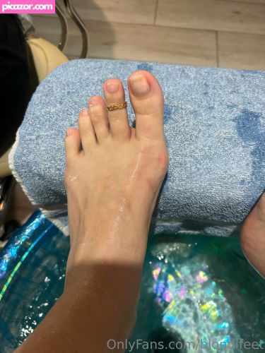 Blondifeet - Image