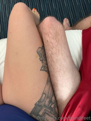 Blondifeet - Thumb